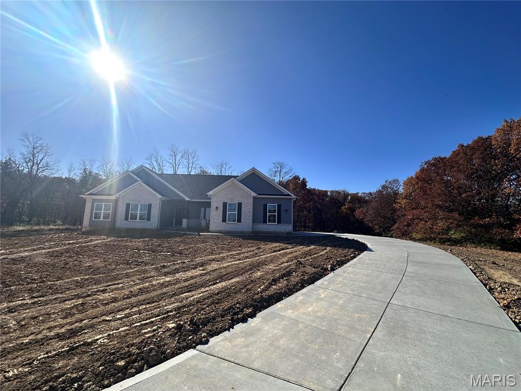 300 Schaper Estates Xing (Lot 27)