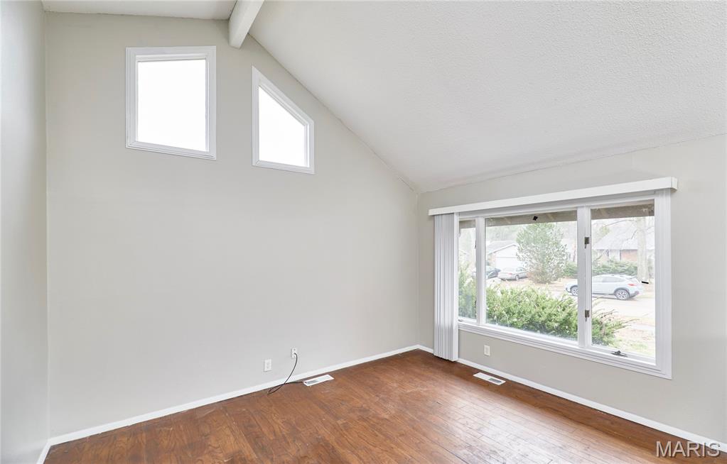 Mayer Wedgwood Green Pheasant Run - Residential Lease