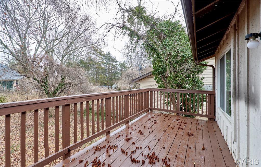 Mayer Wedgwood Green Pheasant Run - Residential Lease