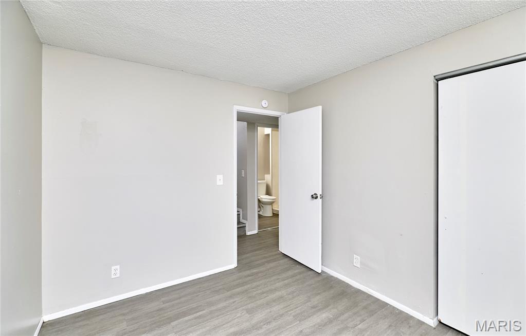 Mayer Wedgwood Green Pheasant Run - Residential Lease