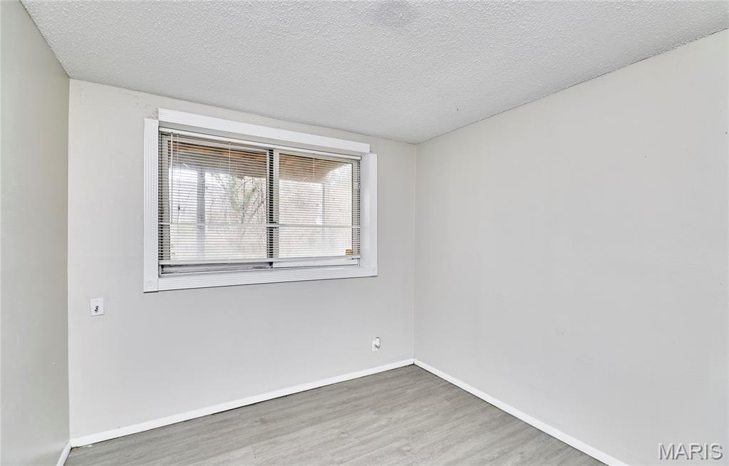 Mayer Wedgwood Green Pheasant Run - Residential Lease