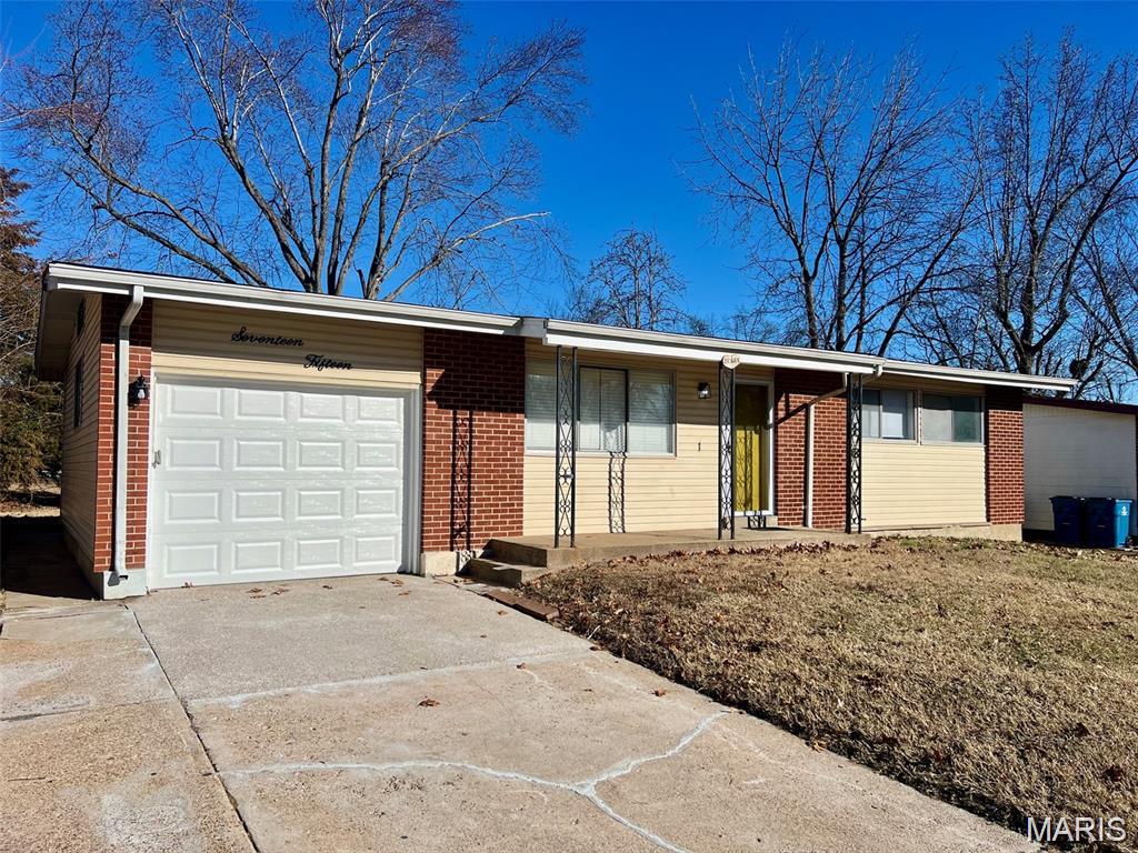 Photo of 1715 Beecher Drive, St Louis, MO 63136 (MLS # 26056806)