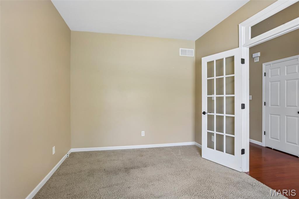 5233 Mirasol Manor Way