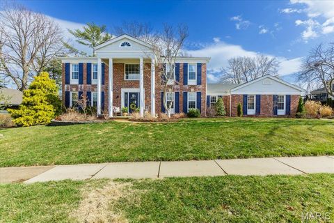 Photo of 2142 Heather Glen Drive, Chesterfield, MO 63017 (MLS # 26014917)