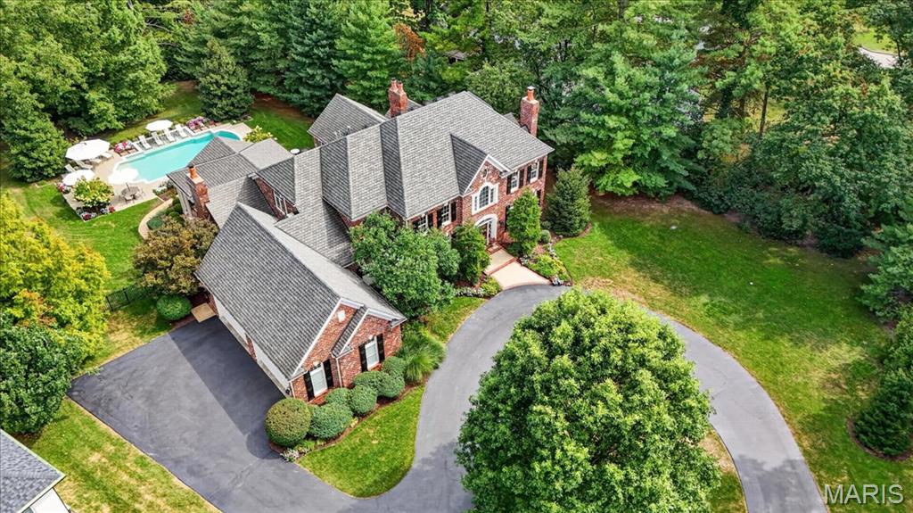 18 Cricklewood Place