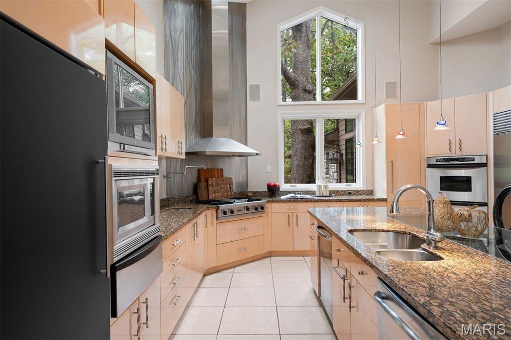 Two Creeks - Residential