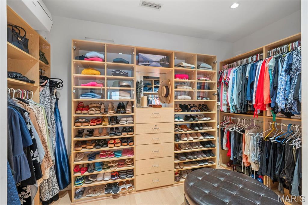 Two Creeks - Residential