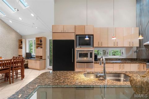 Tiny photo for 1800 W Adams Avenue, Kirkwood, MO 63122 (MLS # 26004793)