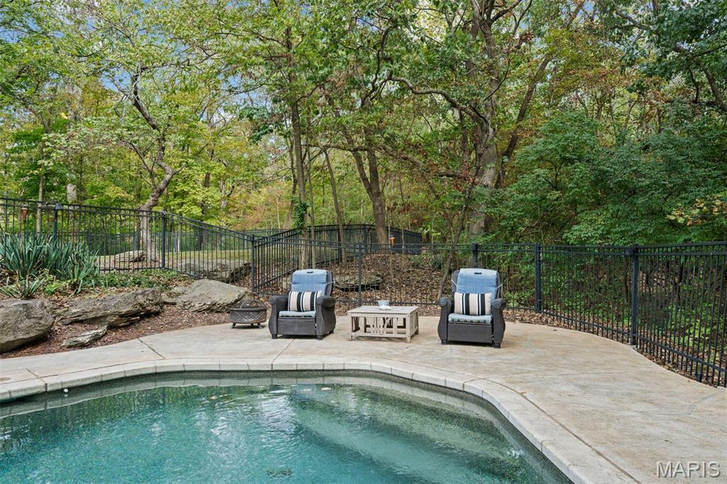 Two Creeks - Residential