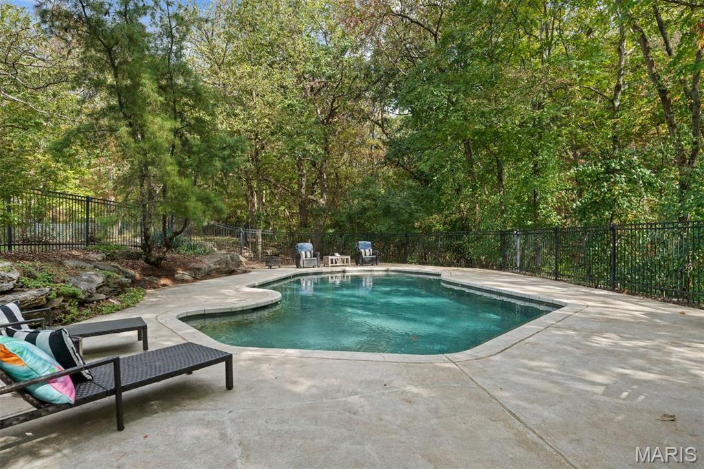 Two Creeks - Residential