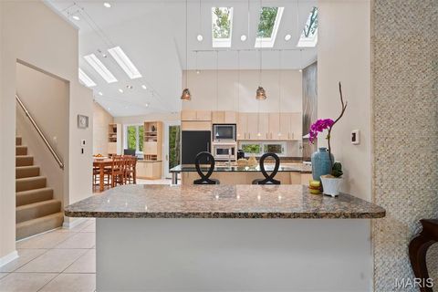 Tiny photo for 1800 W Adams Avenue, Kirkwood, MO 63122 (MLS # 26004793)