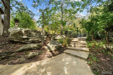 Tiny photo for 1800 W Adams Avenue, Kirkwood, MO 63122 (MLS # 26004793)