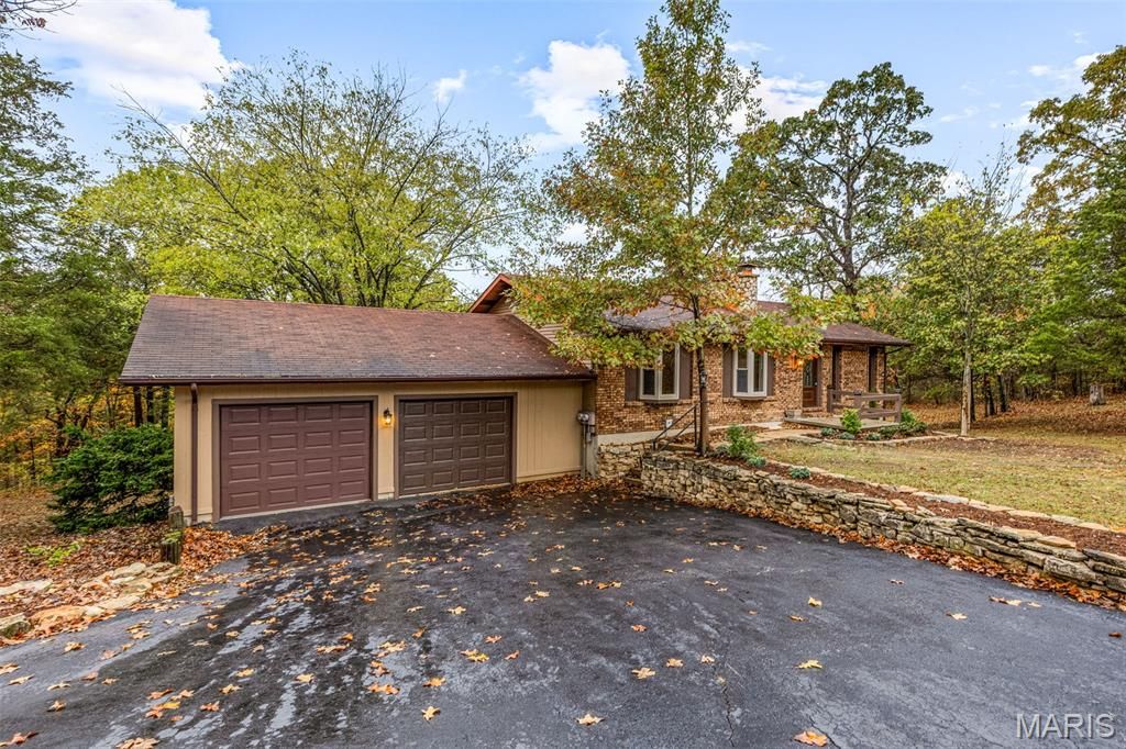 Photo of 10215 Tri-Acre Lane, Unincorporated, MO 63670 (MLS # 25072502)