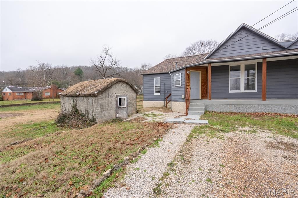 Photo of 419 W Green Street, Piedmont, MO 63957 (MLS # 25080186)