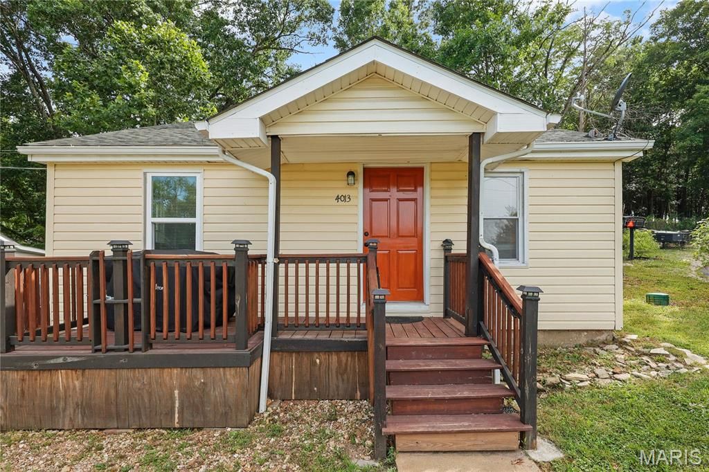Photo of 4013 Harmony Hills Drive, De Soto, MO 63020 (MLS # 26042154)