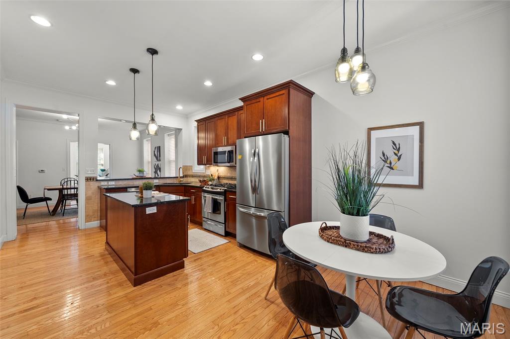 Hartford Place Condos - Residential