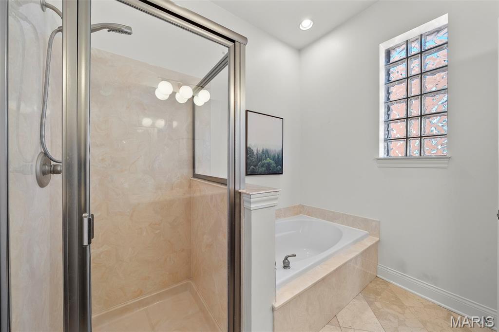 Hartford Place Condos - Residential