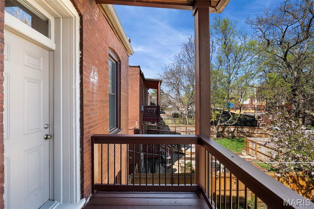 Hartford Place Condos - Residential