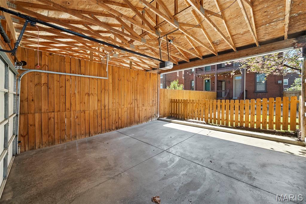 Hartford Place Condos - Residential