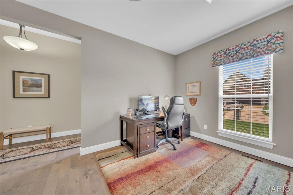 Lake St Louis, Missouri 63367, United States, 4 Bedrooms Bedrooms, ,4 BathroomsBathrooms,Residential,Active,208073