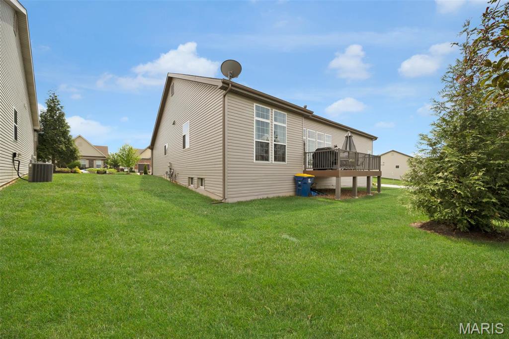 Lake St Louis, Missouri 63367, United States, 4 Bedrooms Bedrooms, ,4 BathroomsBathrooms,Residential,Active,208073