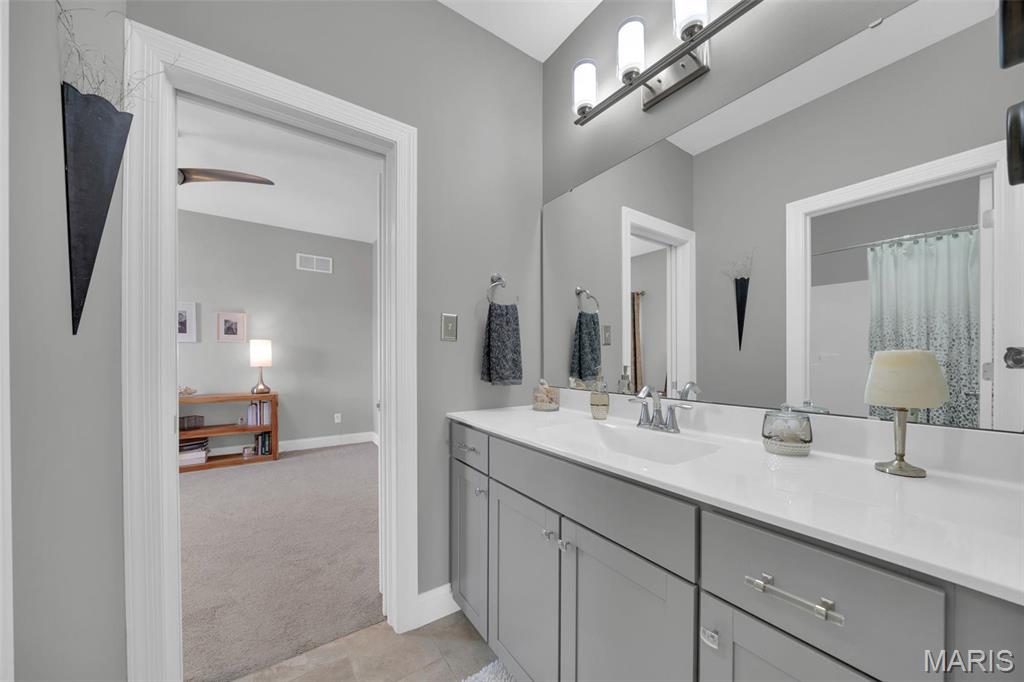 Lake St Louis, Missouri 63367, United States, 4 Bedrooms Bedrooms, ,4 BathroomsBathrooms,Residential,Active,208073