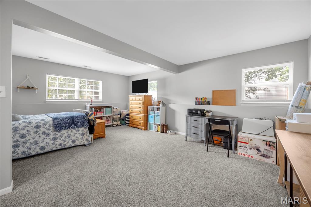 Wentzville, Missouri 63385, United States, 4 Bedrooms Bedrooms, ,3 BathroomsBathrooms,Residential,Active,196370