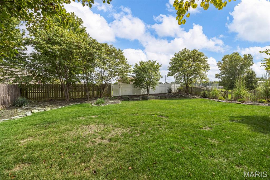 Wentzville, Missouri 63385, United States, 4 Bedrooms Bedrooms, ,3 BathroomsBathrooms,Residential,Active,196370