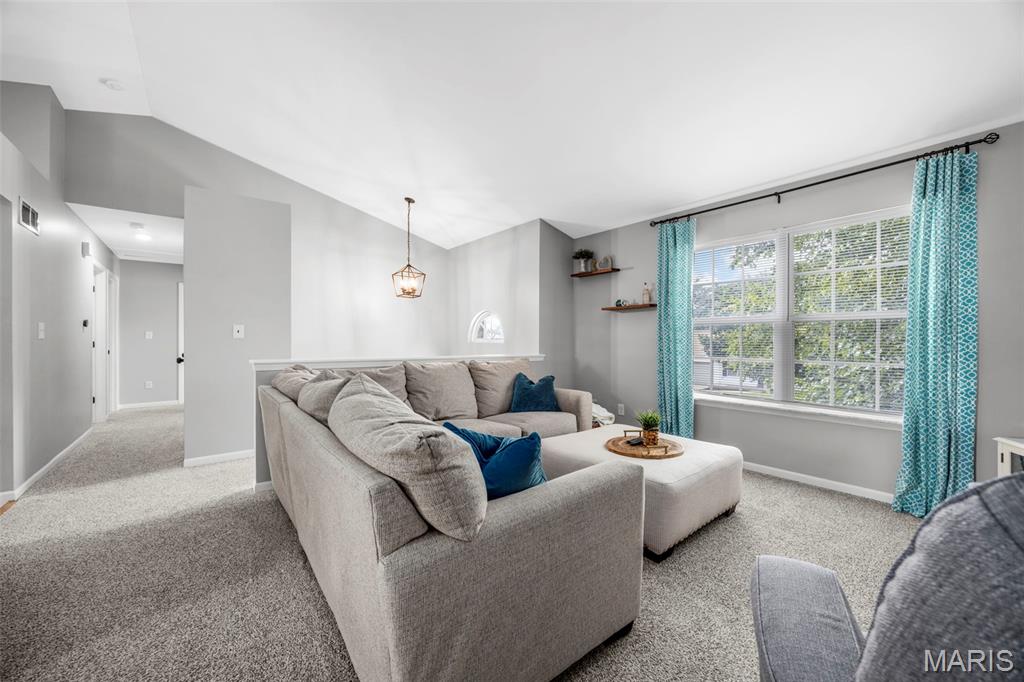 Wentzville, Missouri 63385, United States, 4 Bedrooms Bedrooms, ,3 BathroomsBathrooms,Residential,Active,196370