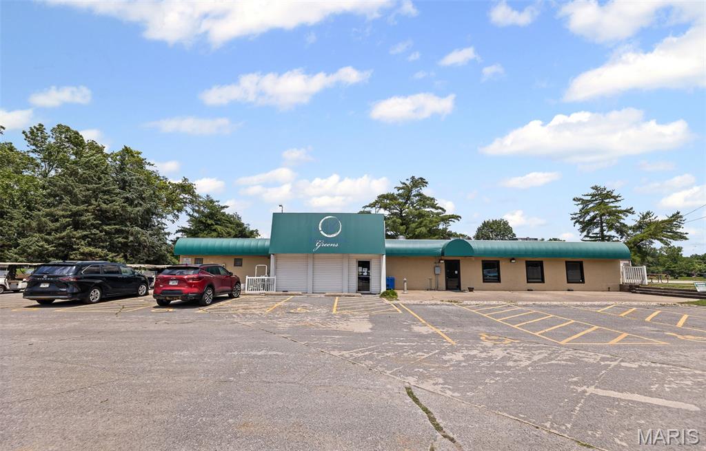 200 Arlington Drive