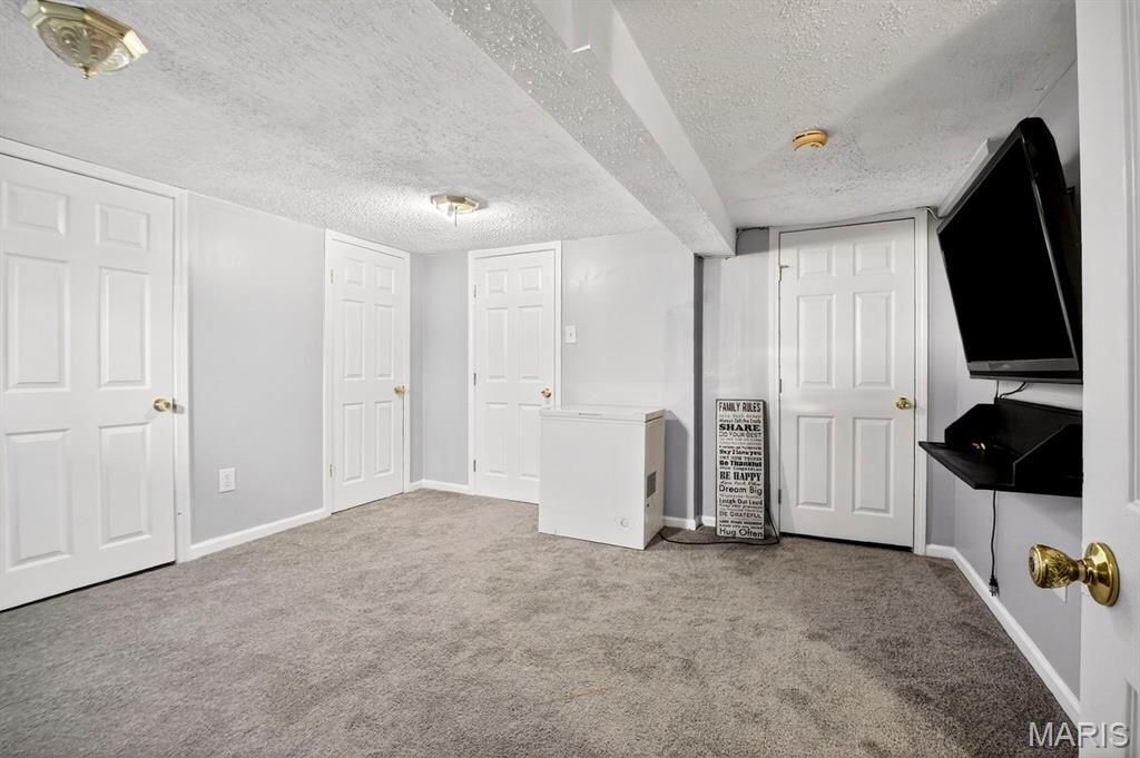 St Louis, Missouri 63114, United States, 2 Bedrooms Bedrooms, ,1 BathroomBathrooms,Residential,Active,252298