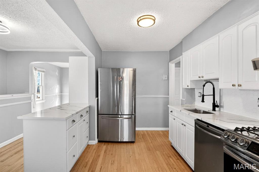 St Louis, Missouri 63114, United States, 2 Bedrooms Bedrooms, ,1 BathroomBathrooms,Residential,Active,252298