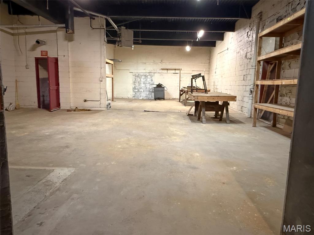 Lafayette Square - Commercial Sale