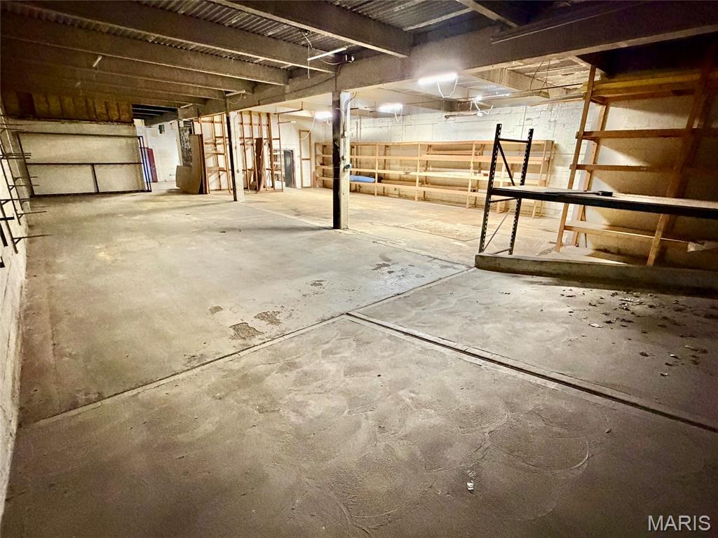 Lafayette Square - Commercial Sale