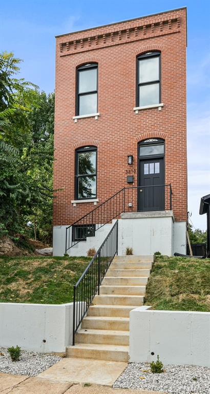 Photo of 3313 Missouri Avenue, St Louis, MO 63118 (MLS # 26068007)