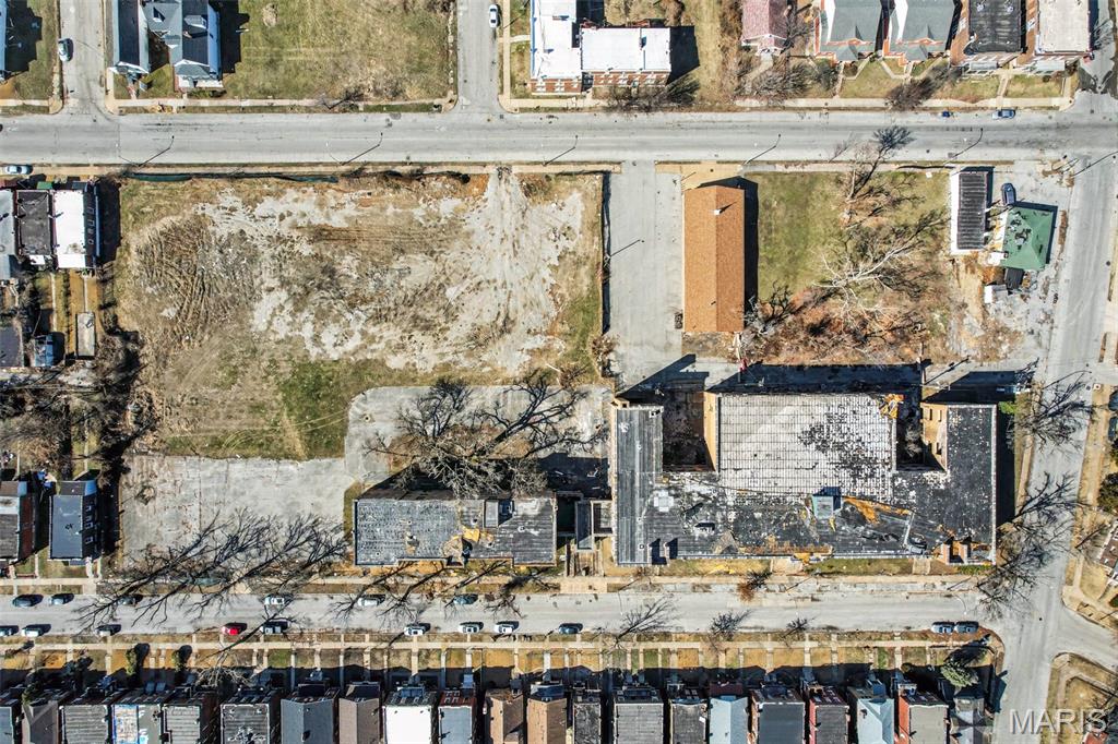 Hutchinsons Add - Commercial Sale