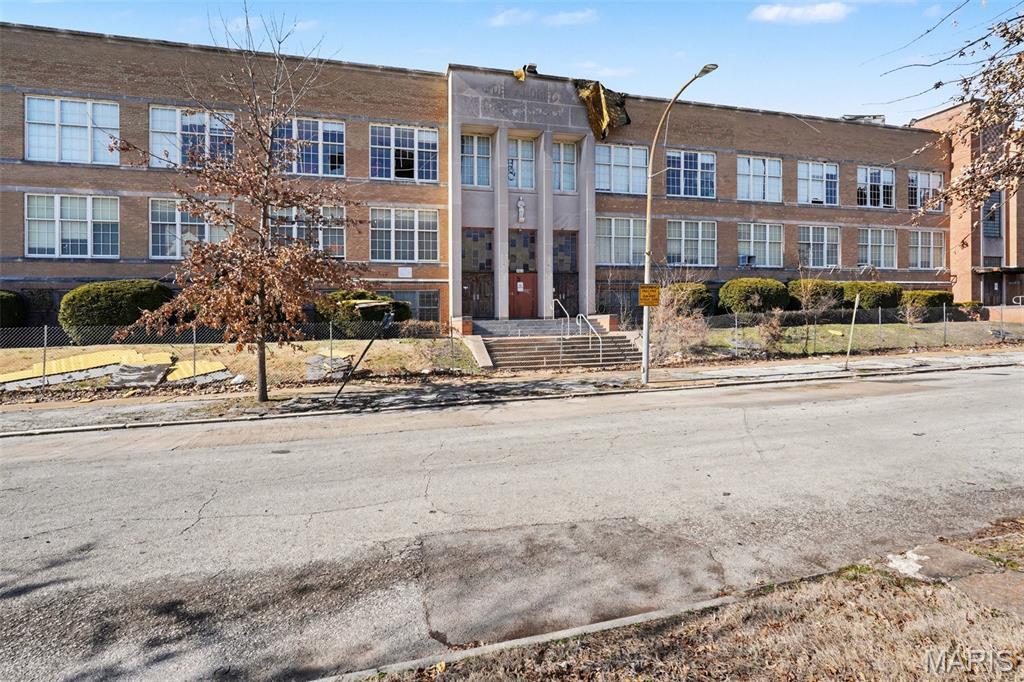 Hutchinsons Add - Commercial Sale