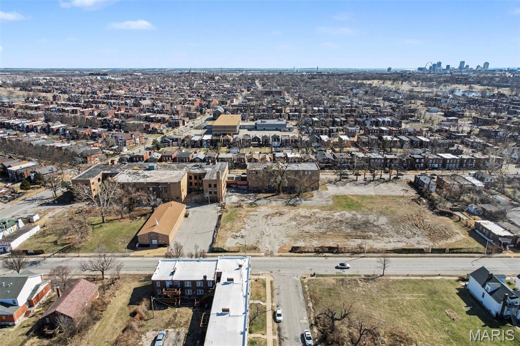 Hutchinsons Add - Commercial Sale