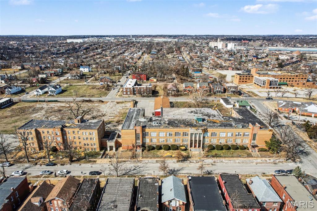 Hutchinsons Add - Commercial Sale