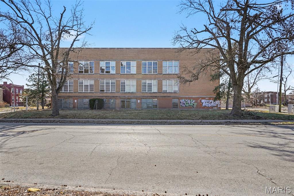 Hutchinsons Add - Commercial Sale