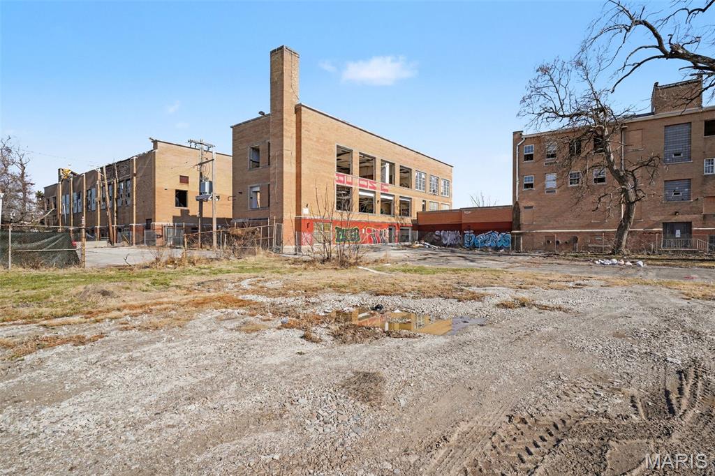 Hutchinsons Add - Commercial Sale