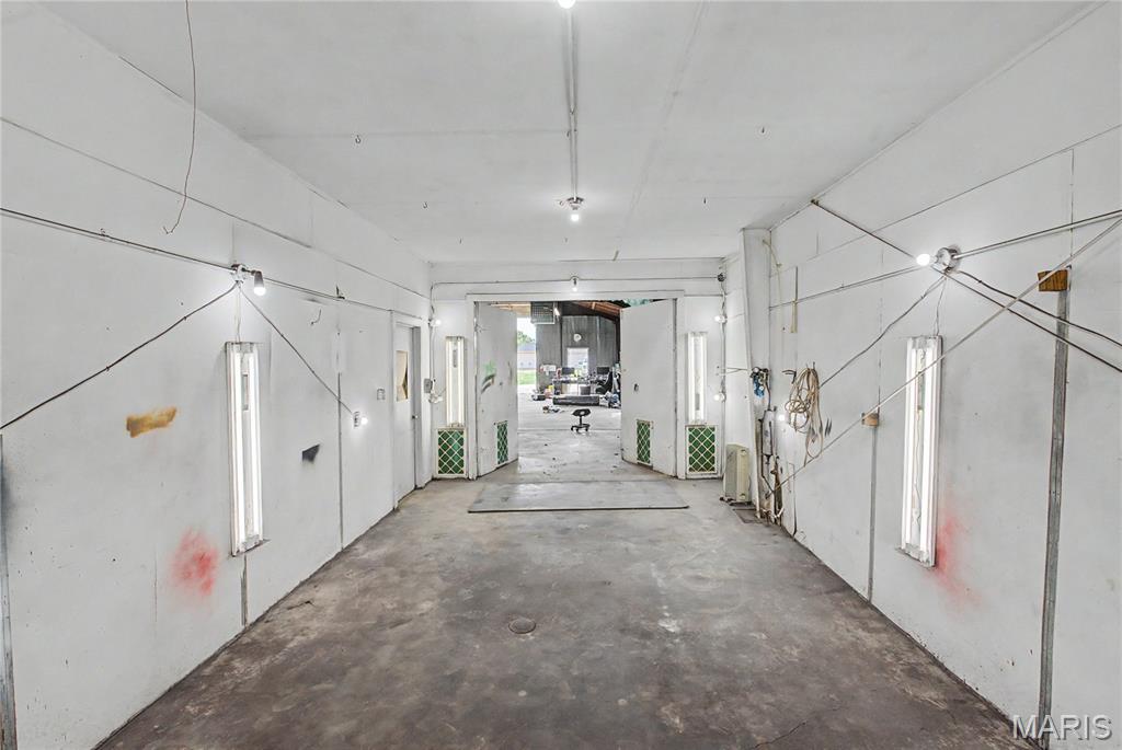 none - Commercial Sale