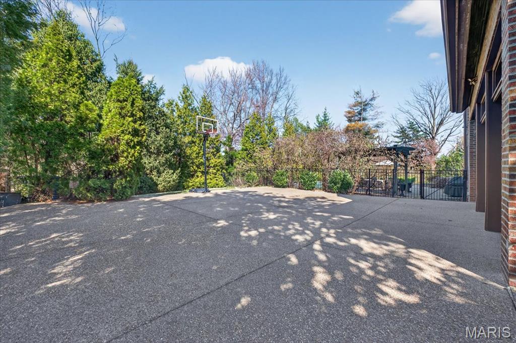 Lake Forest - Residential