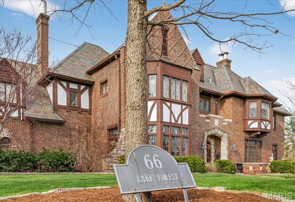 66 Lake Forest Drive