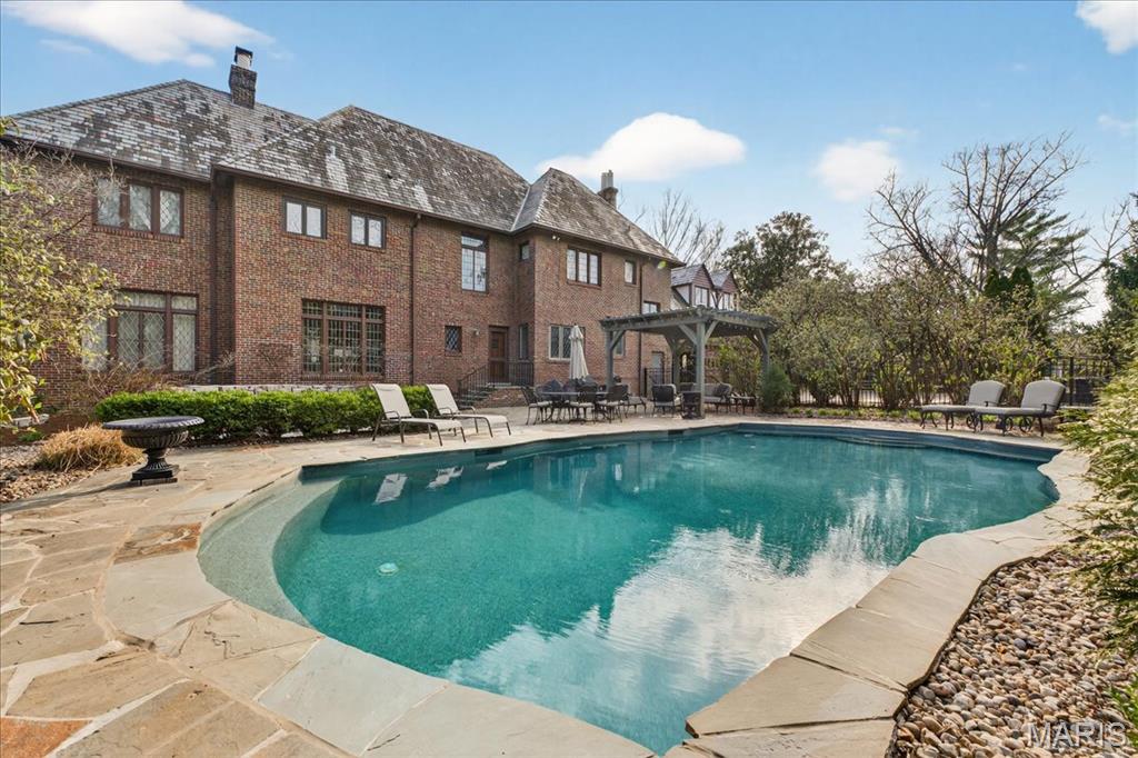 Lake Forest - Residential