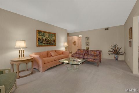 Tiny photo for 585 Coeur De Royale Drive #206, Creve Coeur, MO 63141 (MLS # 25081923)