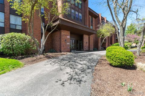 Tiny photo for 585 Coeur De Royale Drive #206, Creve Coeur, MO 63141 (MLS # 25081923)