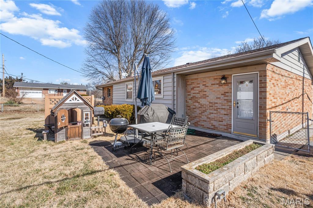 Saxon Manor 1 - Residential