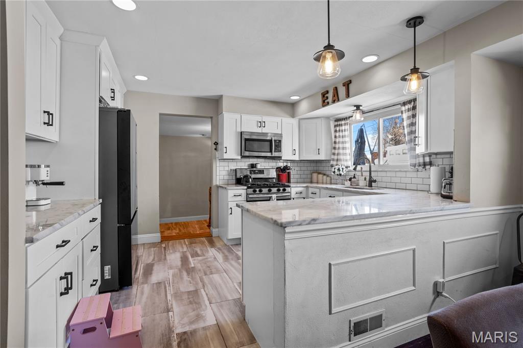 Saxon Manor 1 - Residential