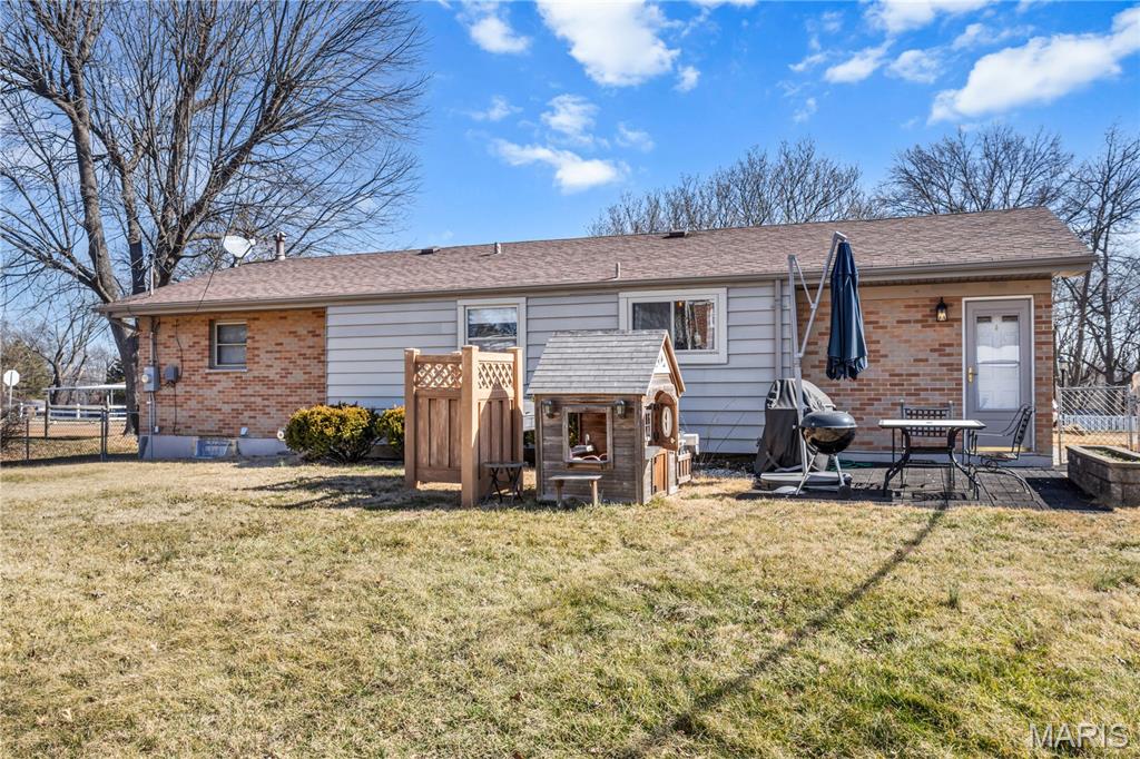 Saxon Manor 1 - Residential